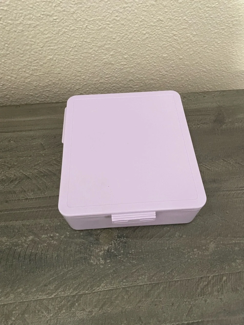 Pottery barn kids Lilac lunch bento Box with Secure Lid
